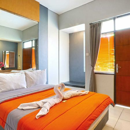 Sayang Residence 2 Denpasar  Exterior photo